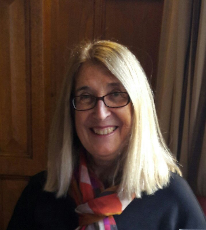 Avril Leonard Psychotherapist